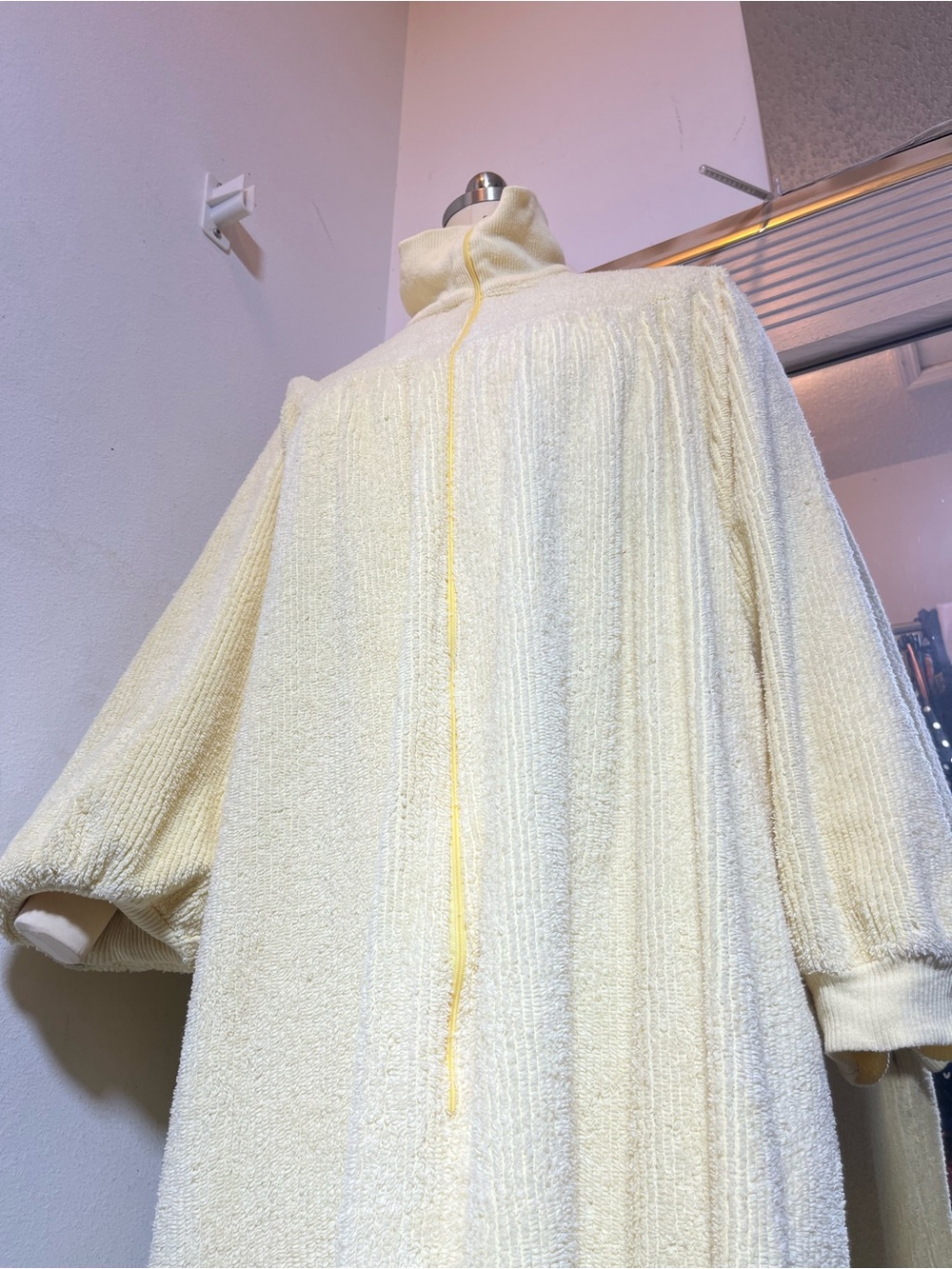 Vintage Leisure Life Yellow Chenille Zip Front Robe Made USA Medium